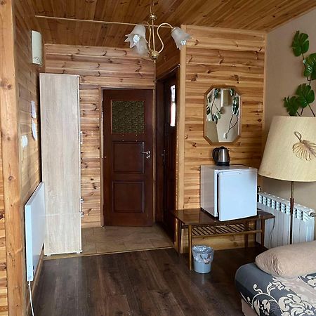 Pokoje Pod Debami Kazimierz Dolny Esterno foto