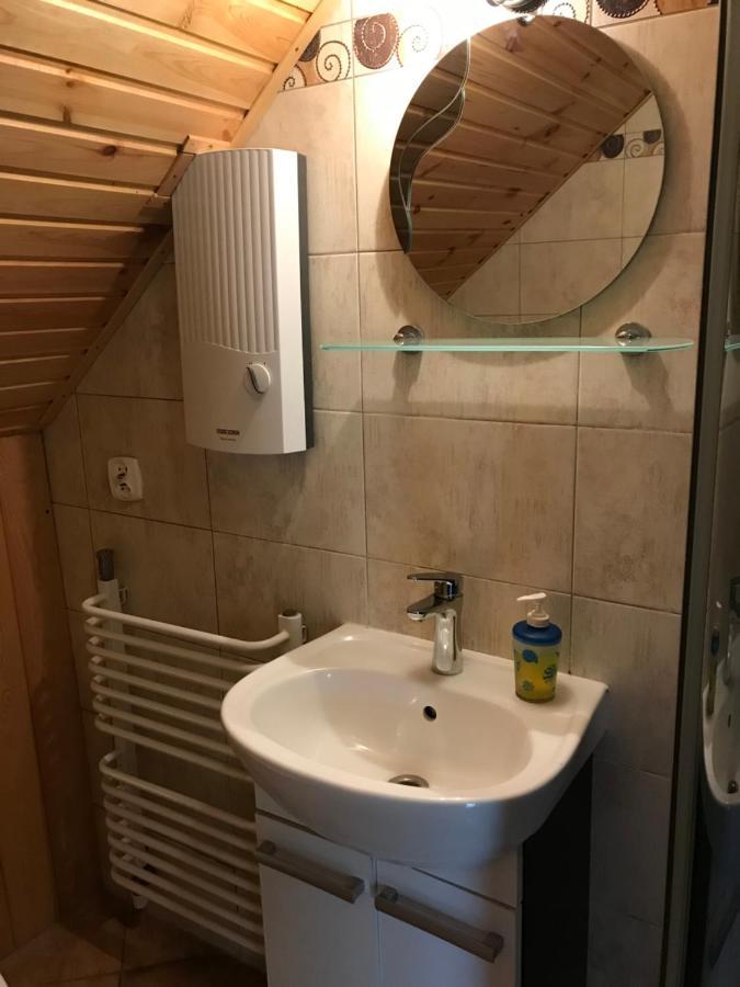Pokoje Pod Debami Kazimierz Dolny Esterno foto