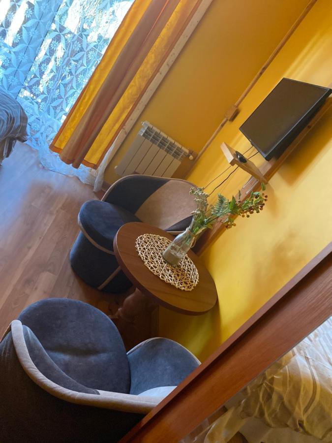 Pokoje Pod Debami Kazimierz Dolny Esterno foto
