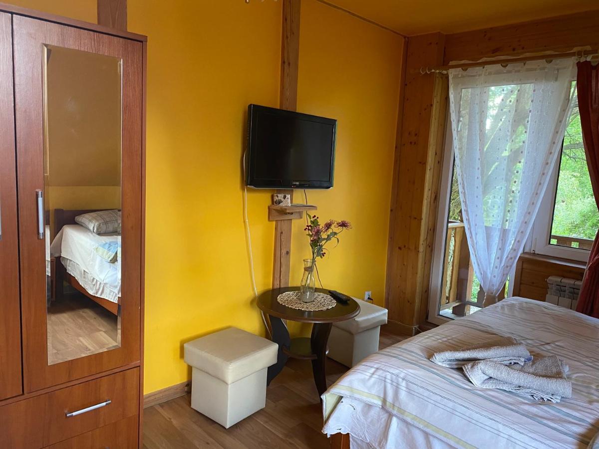 Pokoje Pod Debami Kazimierz Dolny Esterno foto